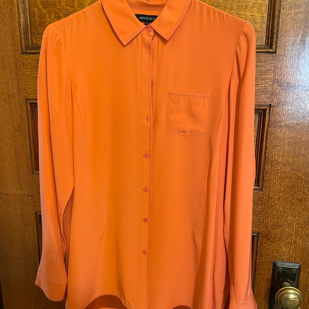 Lafayette 148 silk shirttail blouse in luscious rust color size 10